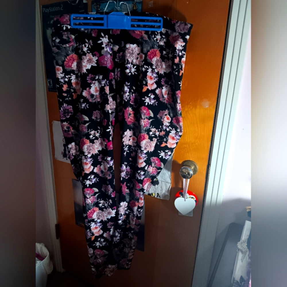 Like An Angel Floral Jeggings